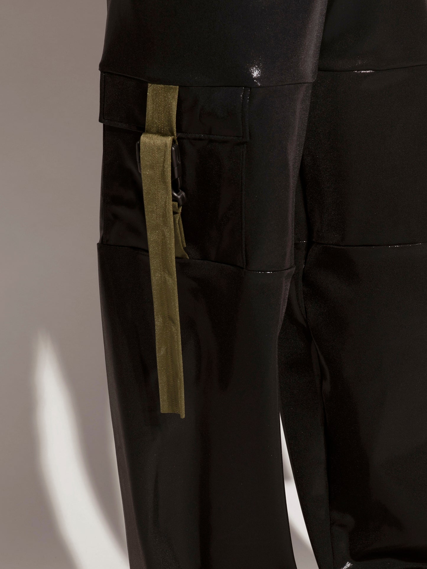 Buckle Shine Cargo Pants