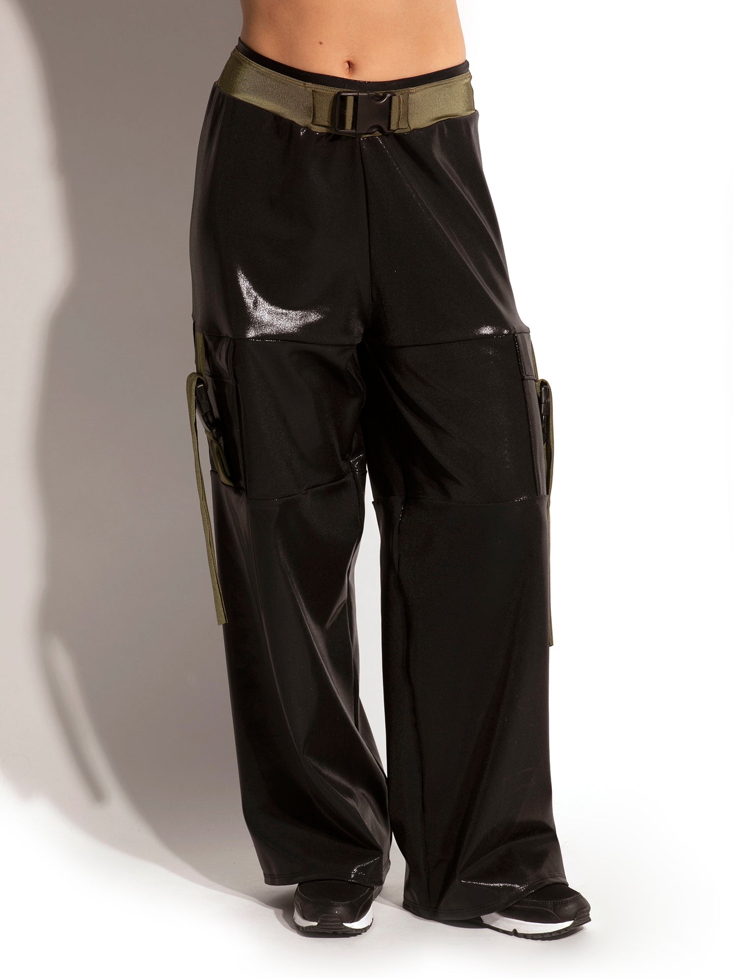 Buckle Shine Cargo Pants