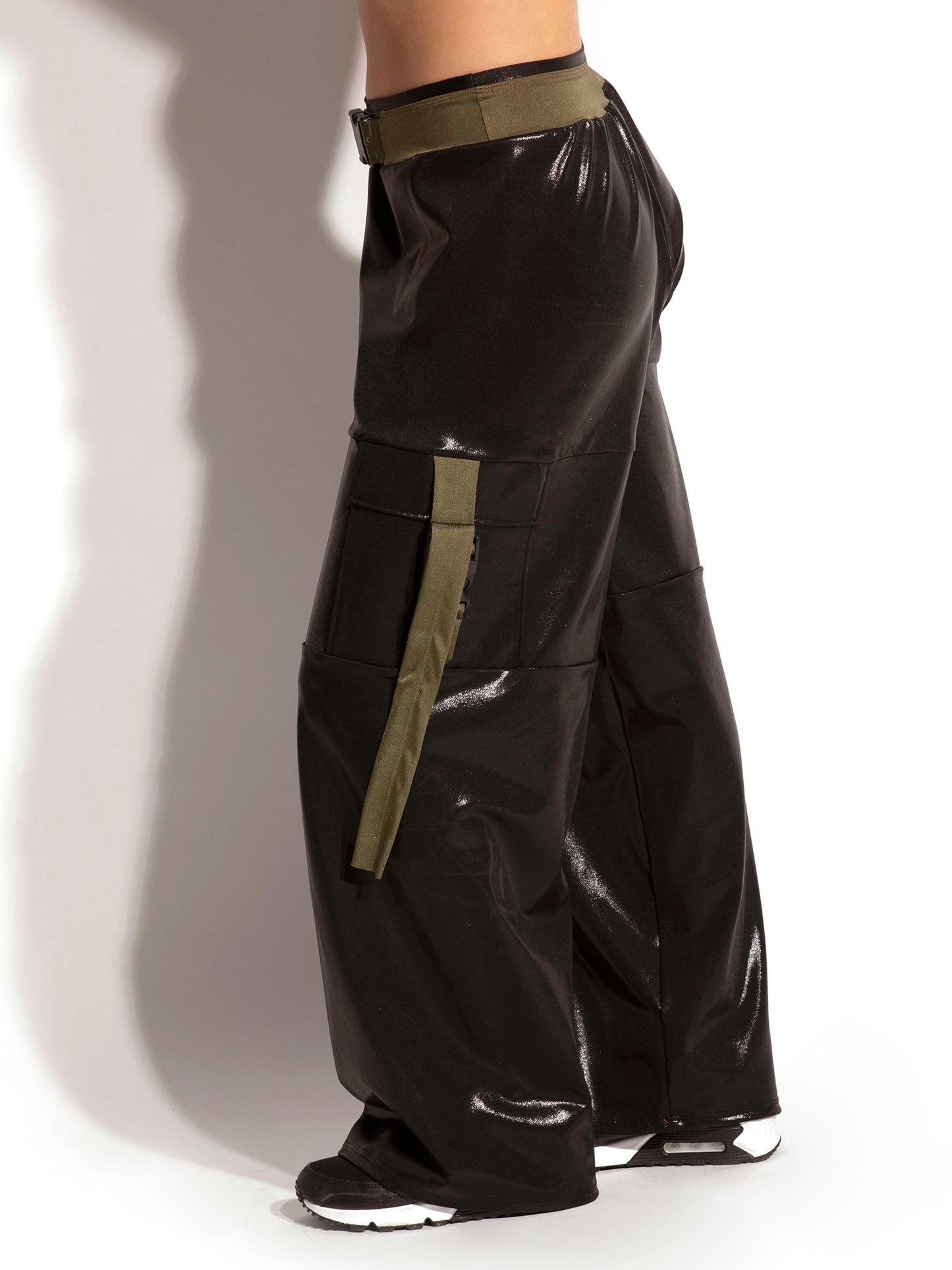 Buckle Shine Cargo Pants