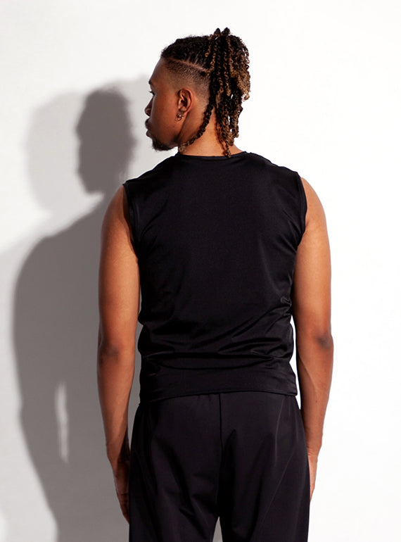 Crew Neck Sleeveless Shirt Alternate Image 3