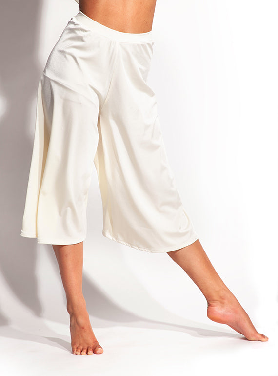 Gaucho Capris Primary Image