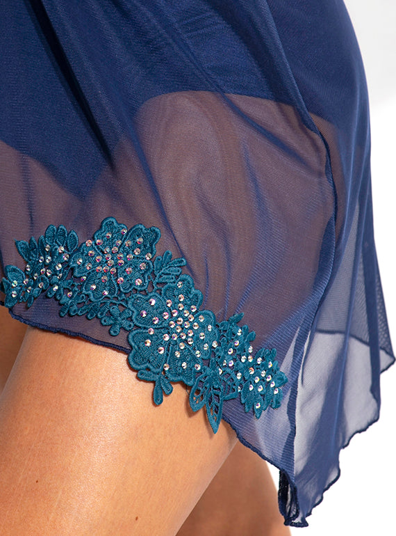 Victoria Dress With Appliques Alternate Image 3