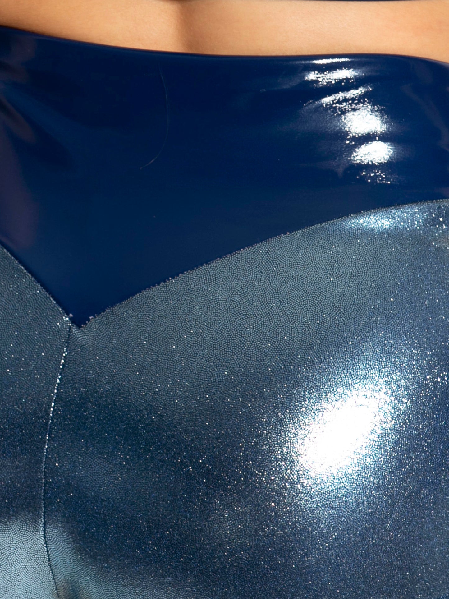 527 Mid-Rise Ari Short