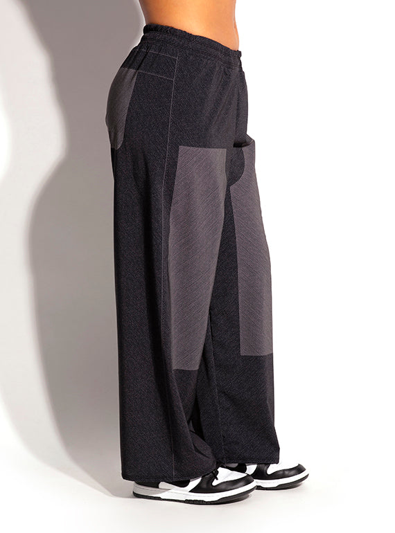 Addie Pants Alternate Image 6