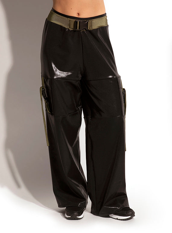 Buckle Shine Cargo Pants Alternate Image 5