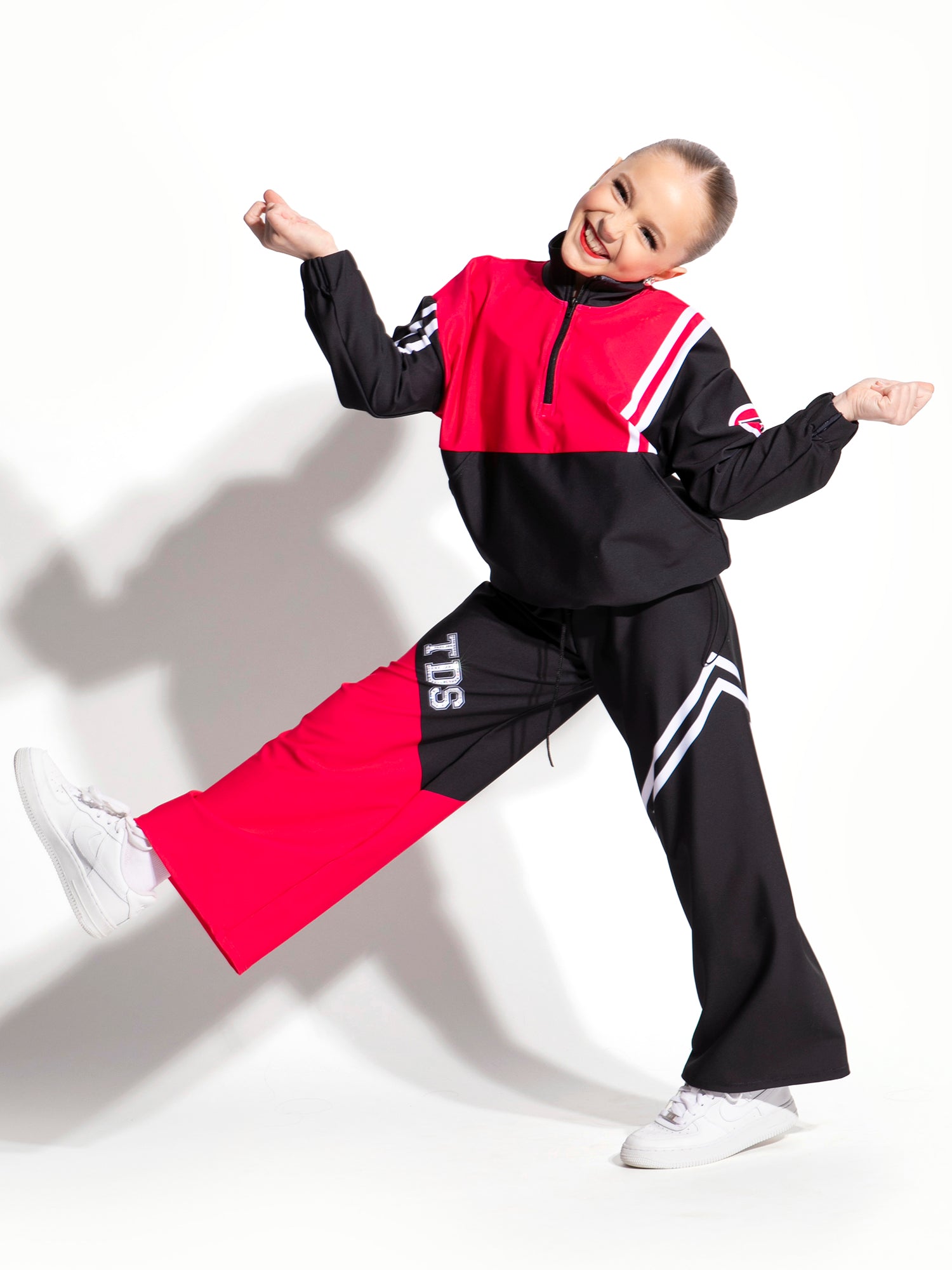 Noa Jacket Movement Video