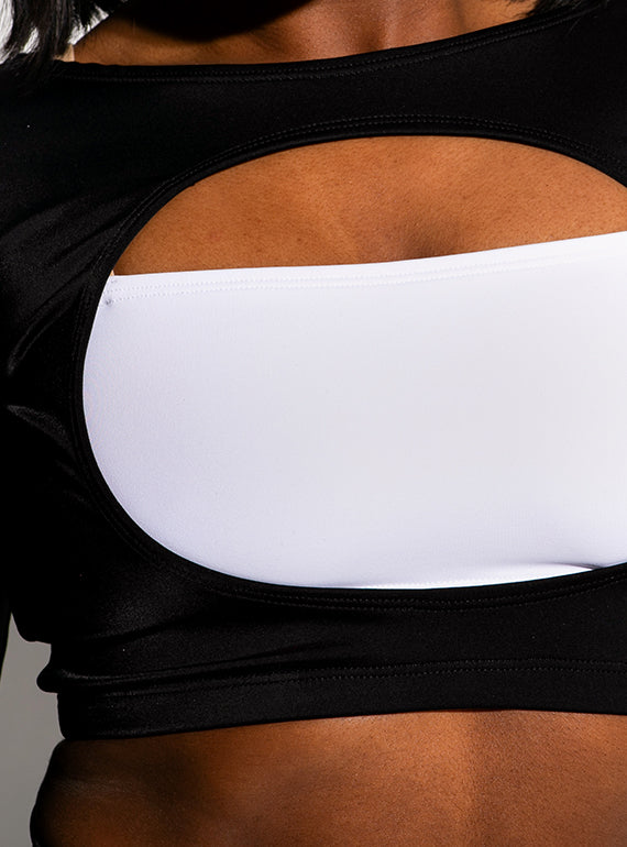 Revolve Crop Overlay Alternate Image 3