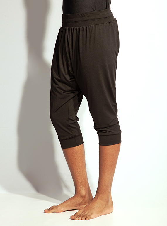 mens cropped jogger pants